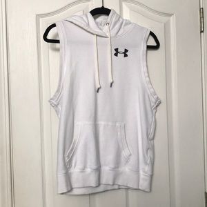 Sleeveless hoodie